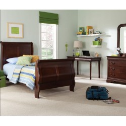 Carriage Court Youth Sleigh Bed, Dresser & Mirror